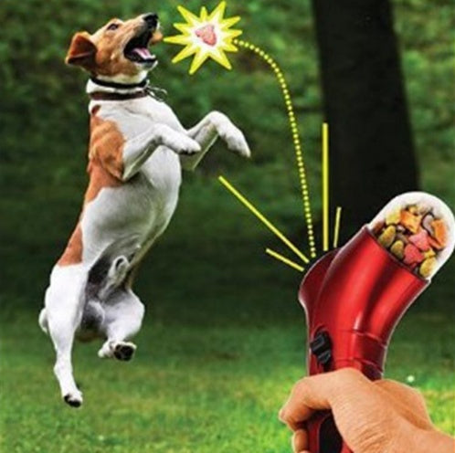 Fun Feeding Catapult: The Ultimate Play & Treat Toy for Dogs and Cats